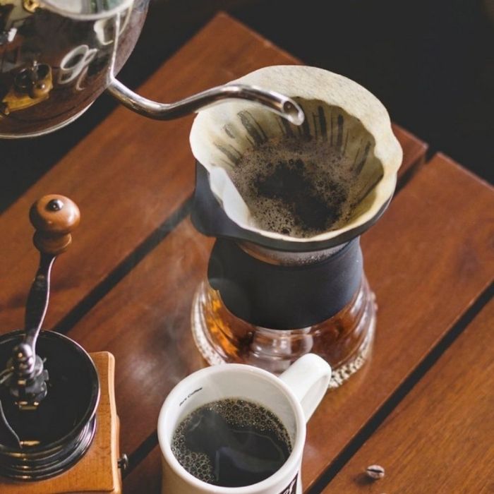 Cách pha cà phê phin pour over