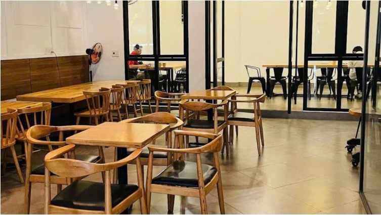 không gian quán cà phê học tập